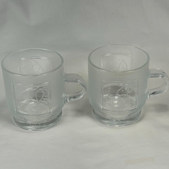 2 vintage Macdonald's snoopy glass mugs. PNTS. Hard to find collectible - Picture 1 of 8